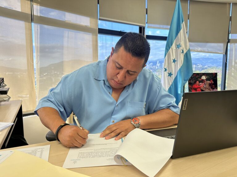 Secretario de Estado de la SEDESPA