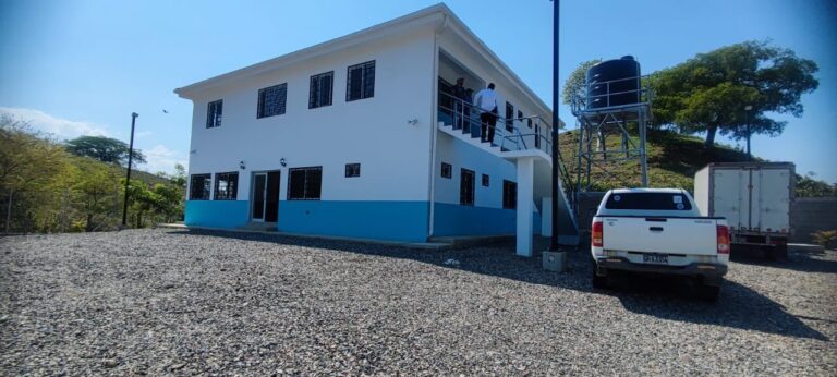 construcción de edificio de aduana por parte del Gobierno de Honduras