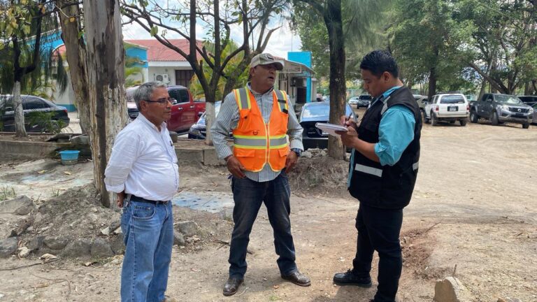 Rehabilitación de la calle principal en la col. El almo