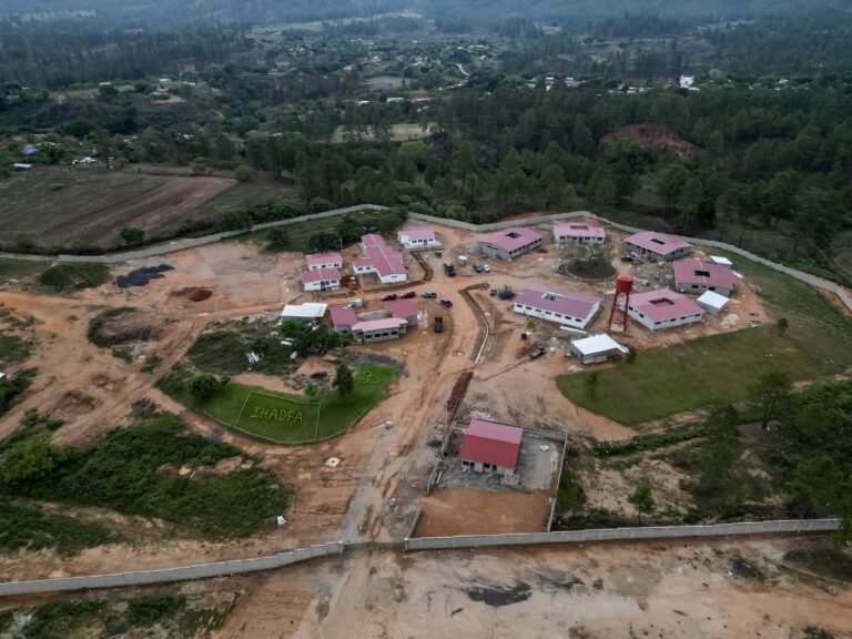 construcción del primer Centro de Tratamiento para las Adicciones