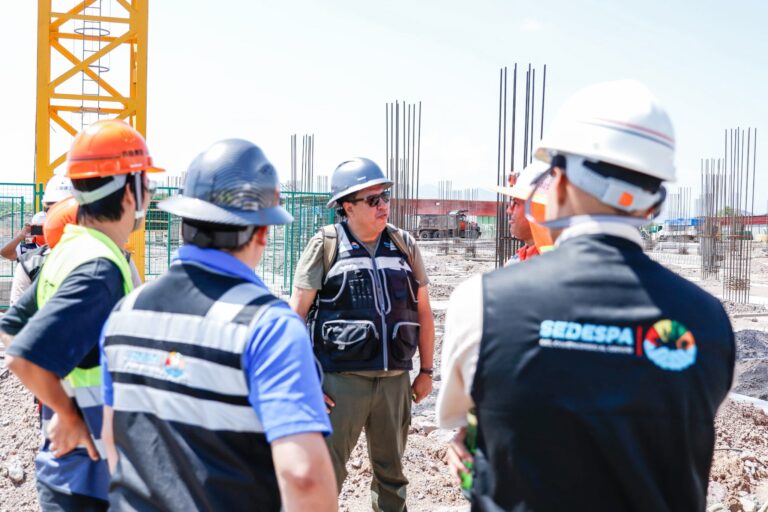 Construcción del Hospital Regional del Sur