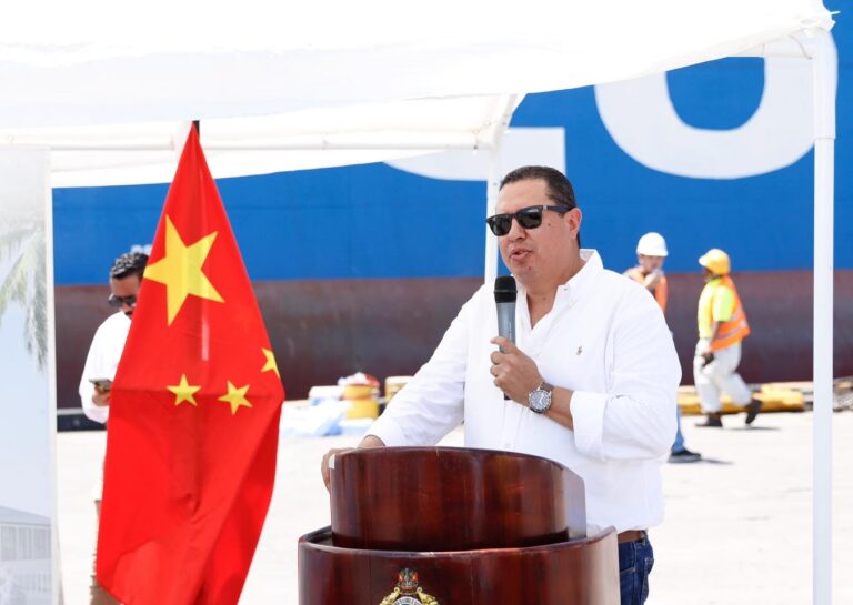 ¡ Llegó el buque a tierras catrachas!